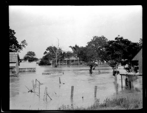 Flooding in lower part of the parish, 1922. Source: Louisiana Digital Library