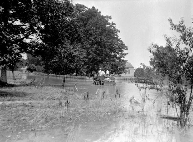 Flooding in Toca, 1922. Source: Wiki Commons