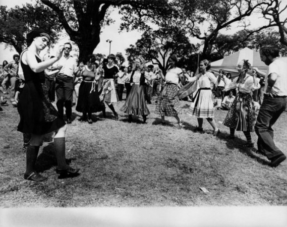 1976 - Dancers at Jazz Fest